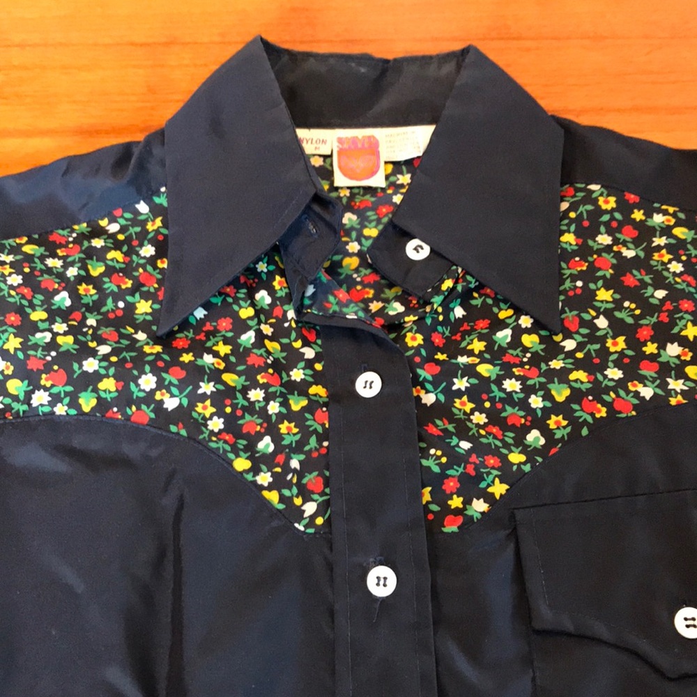 Button down blouse M - Picture 3 of 3